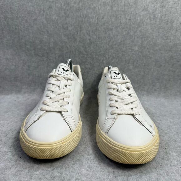 Veja Womens Shoes Size 7 White Leather Low Top Lace Up Comfort Casual Sneakers - Picture 2 of 9
